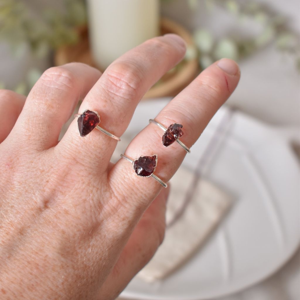 Anillo Druzy | Granate – Poder, pasión y confianza