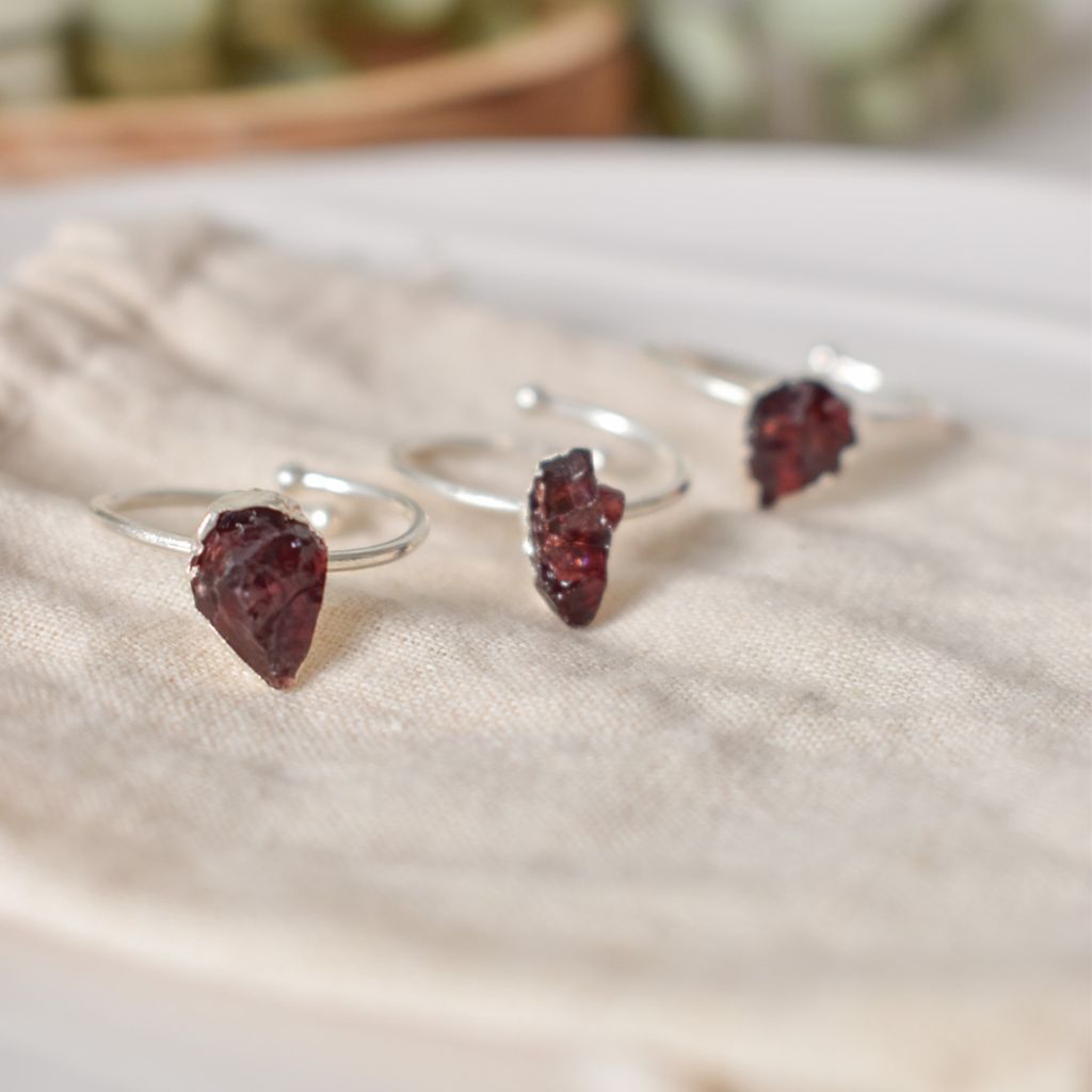 Pack Vega | Gargantilla y anillo de granate | Protección y recuerdo