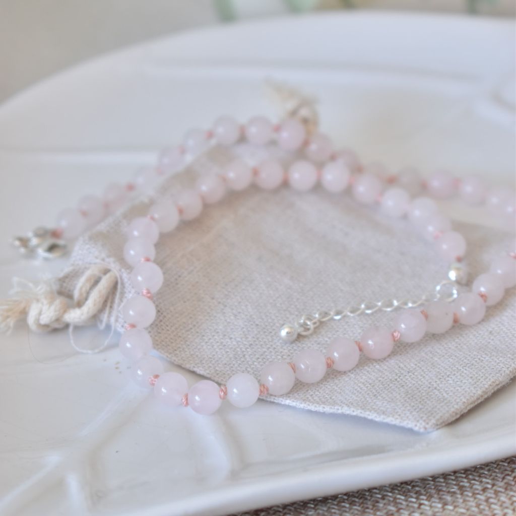 Collar Anudado | Cuarzo Rosa – Amor propio y dulzura