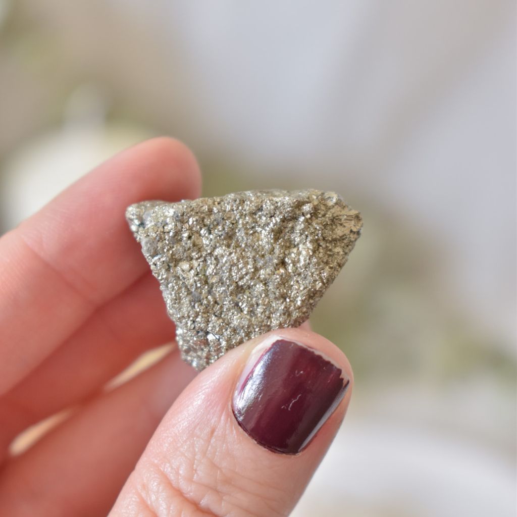 Masivo de Pirita en Bruto | Abundancia y Protección